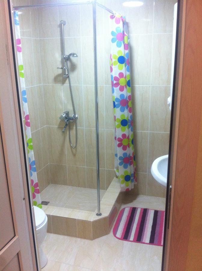 Vacation Home On Krasnomayakskaya 36 Sukhumi Esterno foto